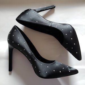 NINE WEST Tigershark Studded Pumps Heels Black Satin Used 10M